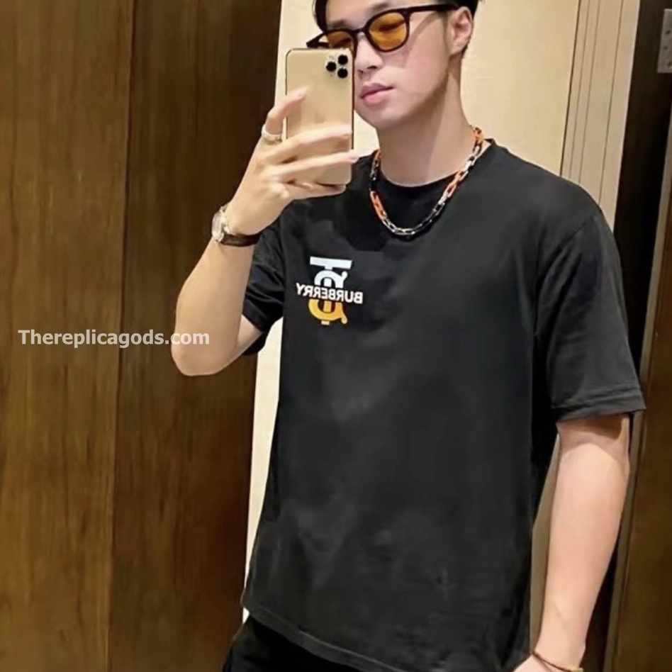 MONOGRAM MOTIF OVERSIZED T-SHIRT IN BLACK - TP660