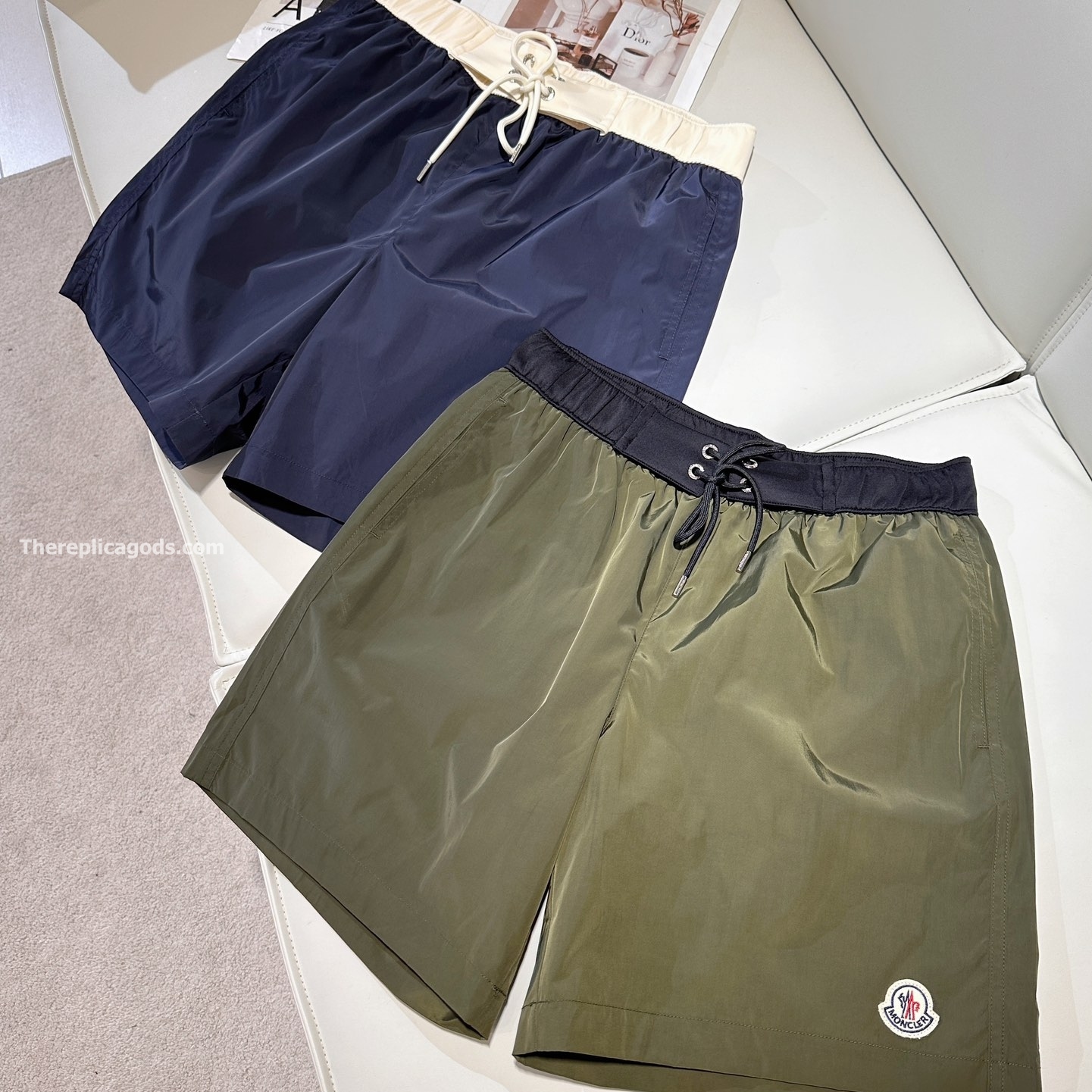 LOGO PATCH SWIM SHORTS IN BLUE - TP628