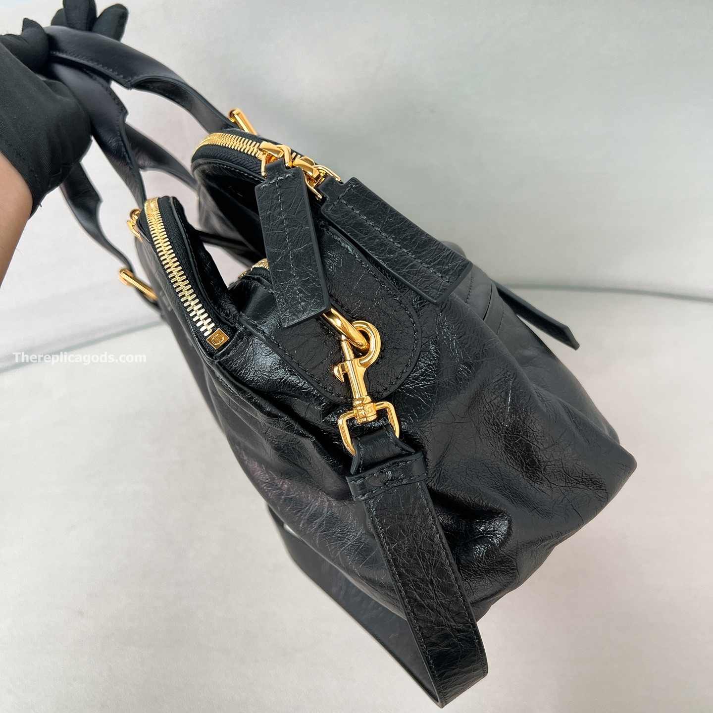 MEDIUM GRAND TOUR BOWLING BAG BLACK CRINKLED CALFSKIN
