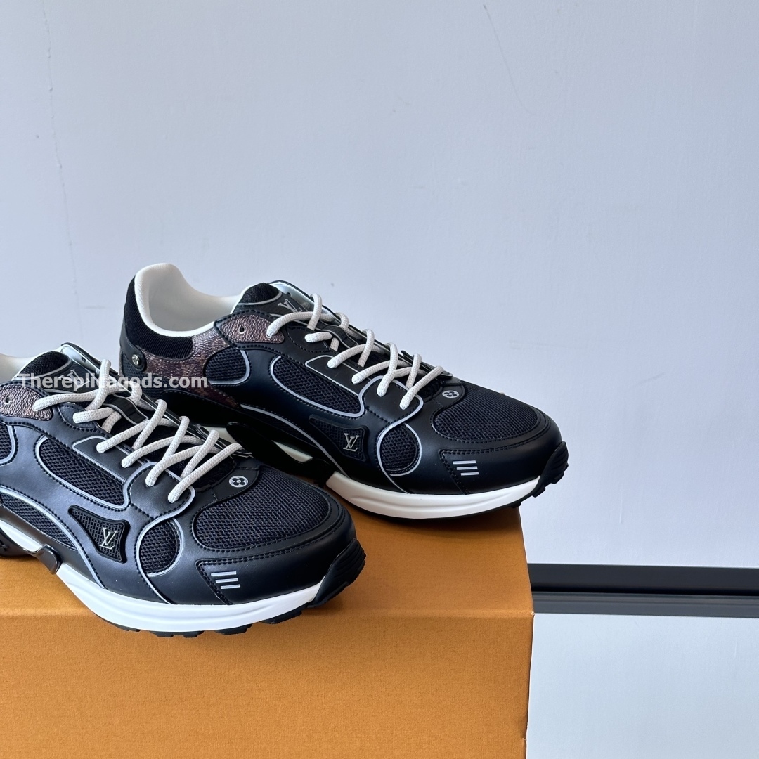 OLYMPIA SNEAKERS IN BLACK AND BROWN - LV949