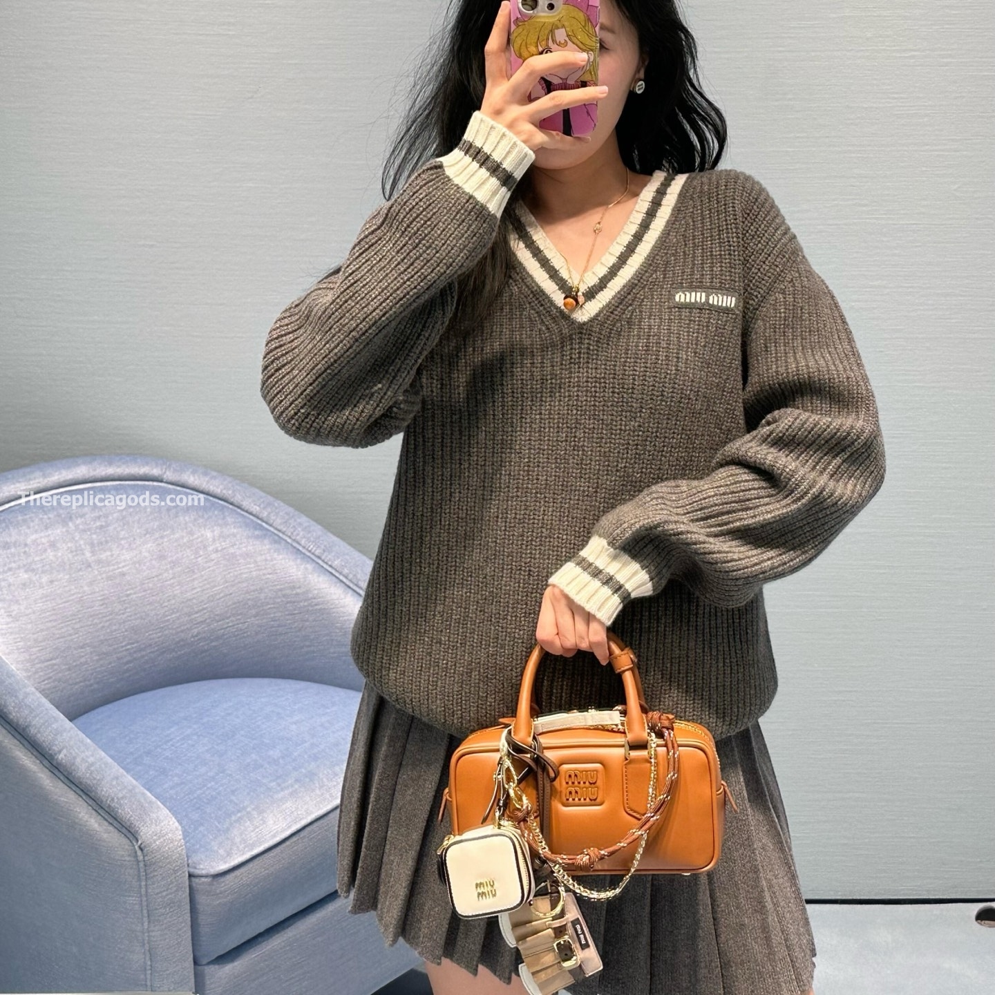 LEATHER KEYCHAIN TRICK IN BEIGE