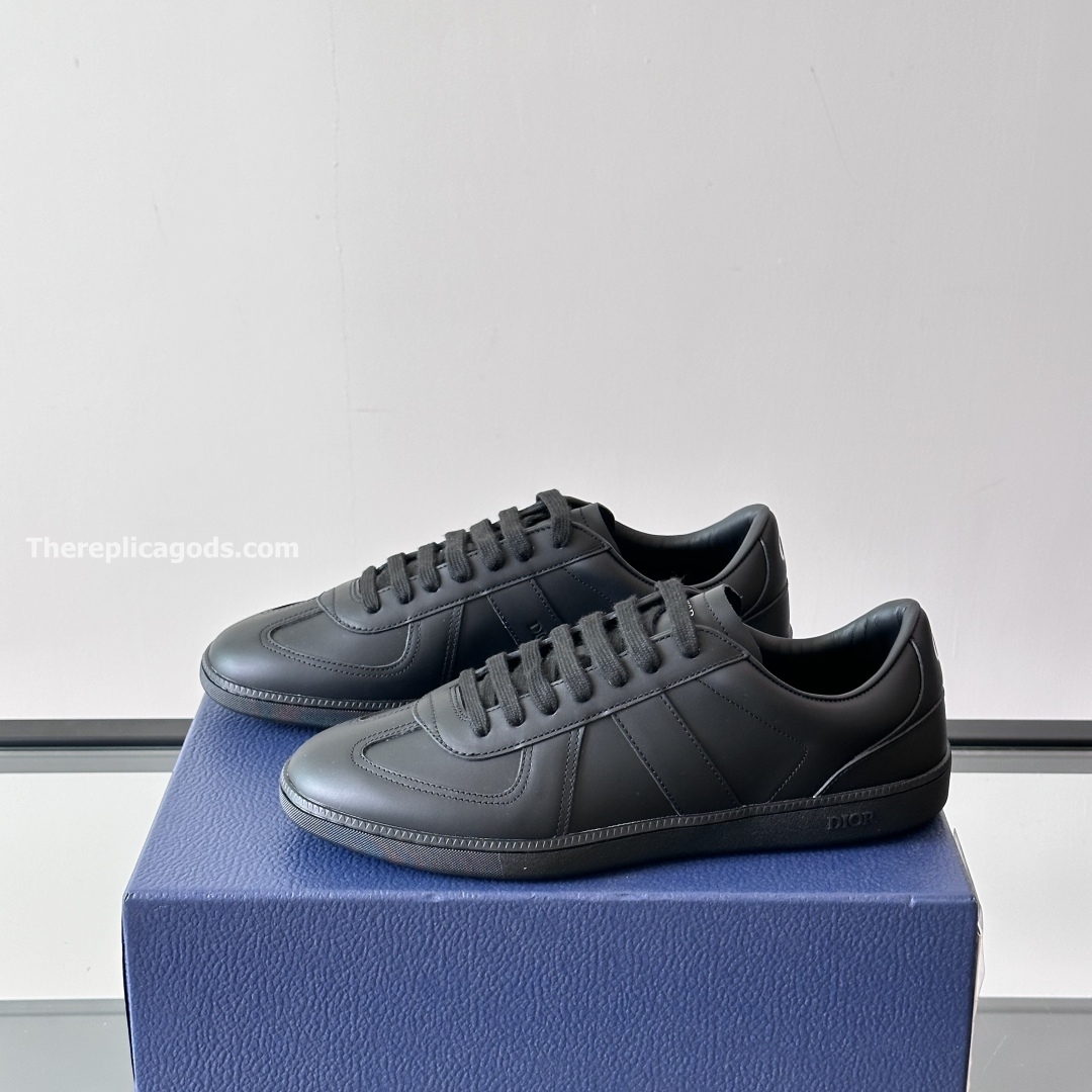 B01 MATCHPOINT SNEAKERS BLACK SMOOTH CALFSKIN - CD409