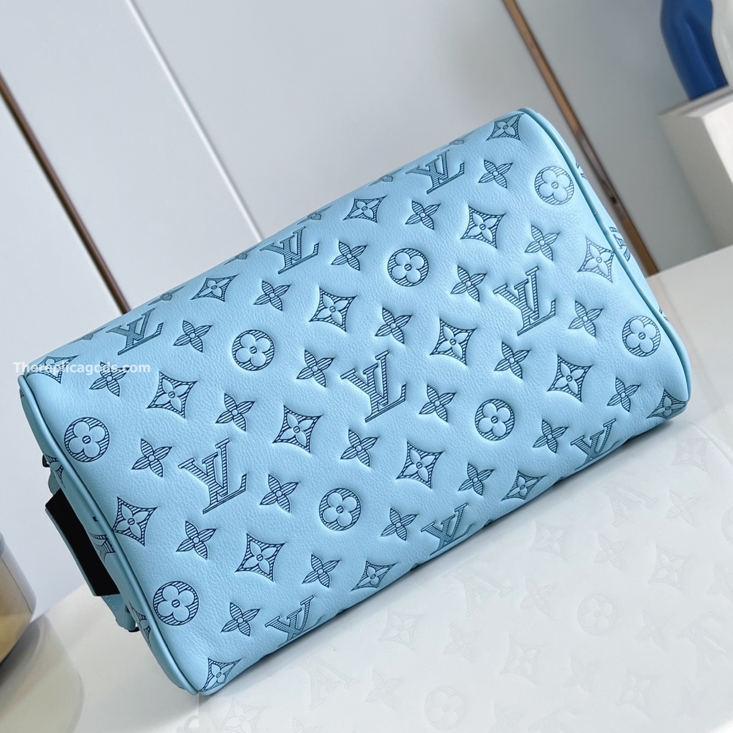 DOPP KIT BLUE MONOGRAM SHADOW M14885