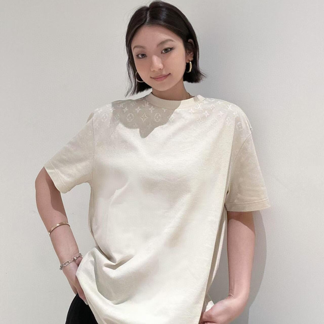 MONOGRAM GRADIENT T-SHIRT IN LIGHT BEIGE - TP586