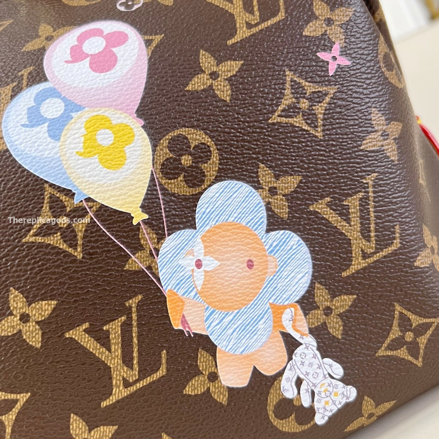 COSMETIC POUCH GM BROWN MONOGRAM CANVAS M14891