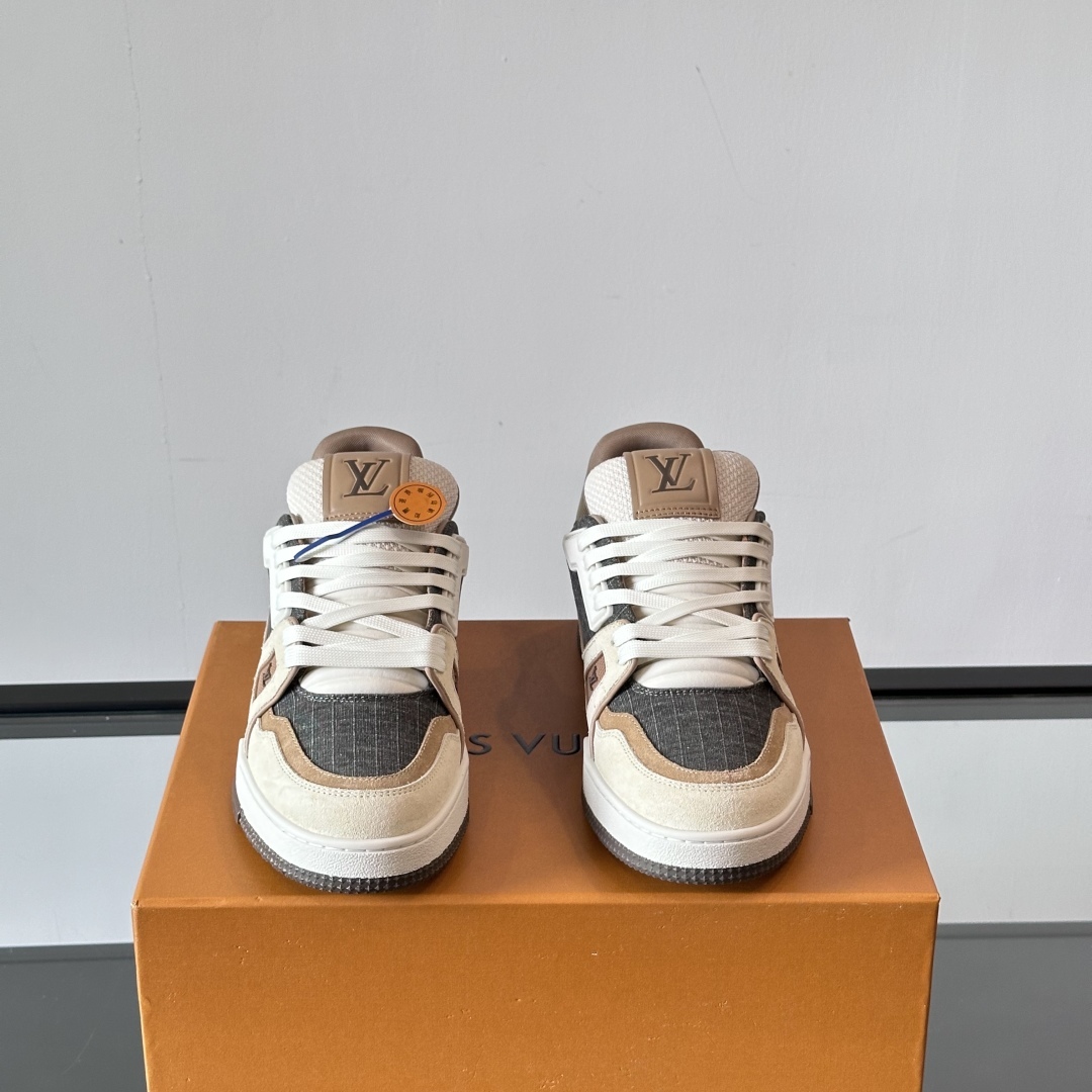 TRAINER SNEAKERS IN WHITE AND BROWN - LV934