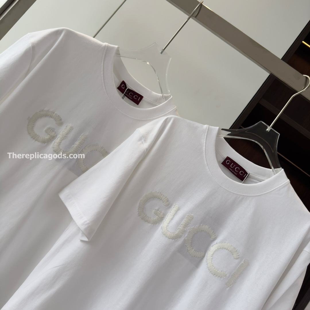 EMBROIDERED COTTON JERSEY T-SHIRT IN WHITE - TP615