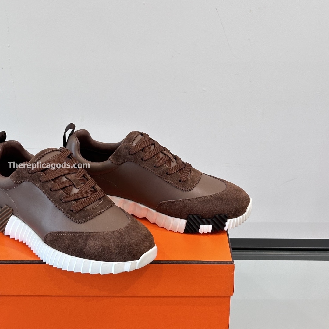 BOUNCING SNEAKERS IN BROWN - H269