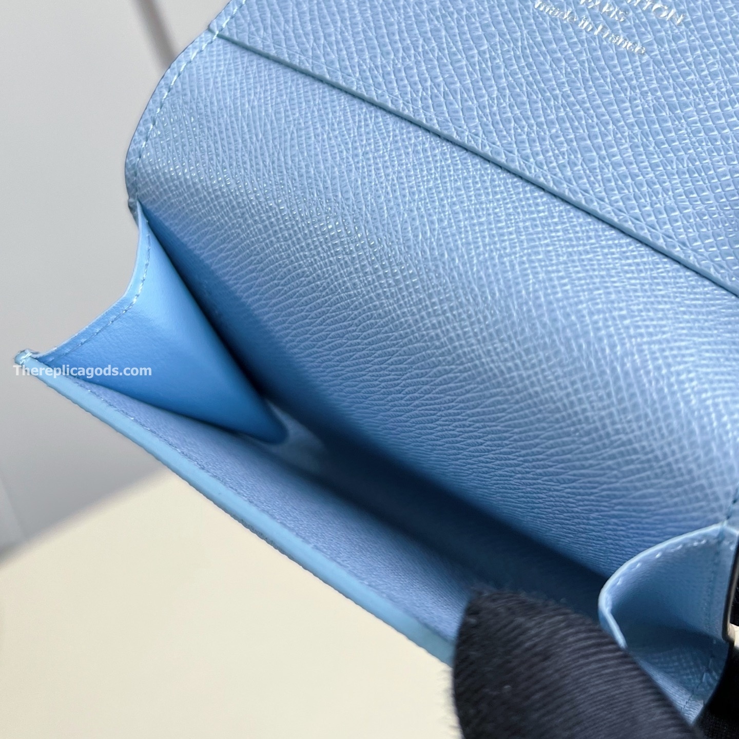 ENVELOPE BUSINESS CARD HOLDER BLUE TAIGARAMA LEATHER M14118