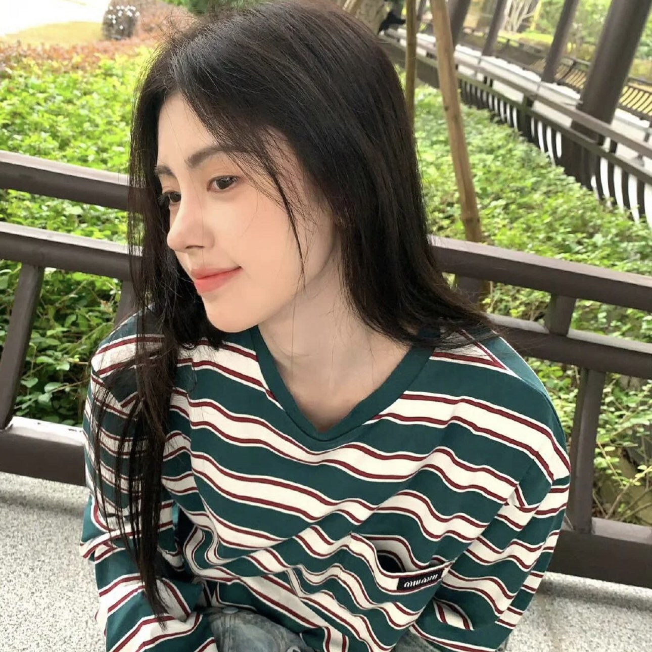 LONG-SLEEVED COTTON JERSEY T-SHIRT IN GREEN - SK592