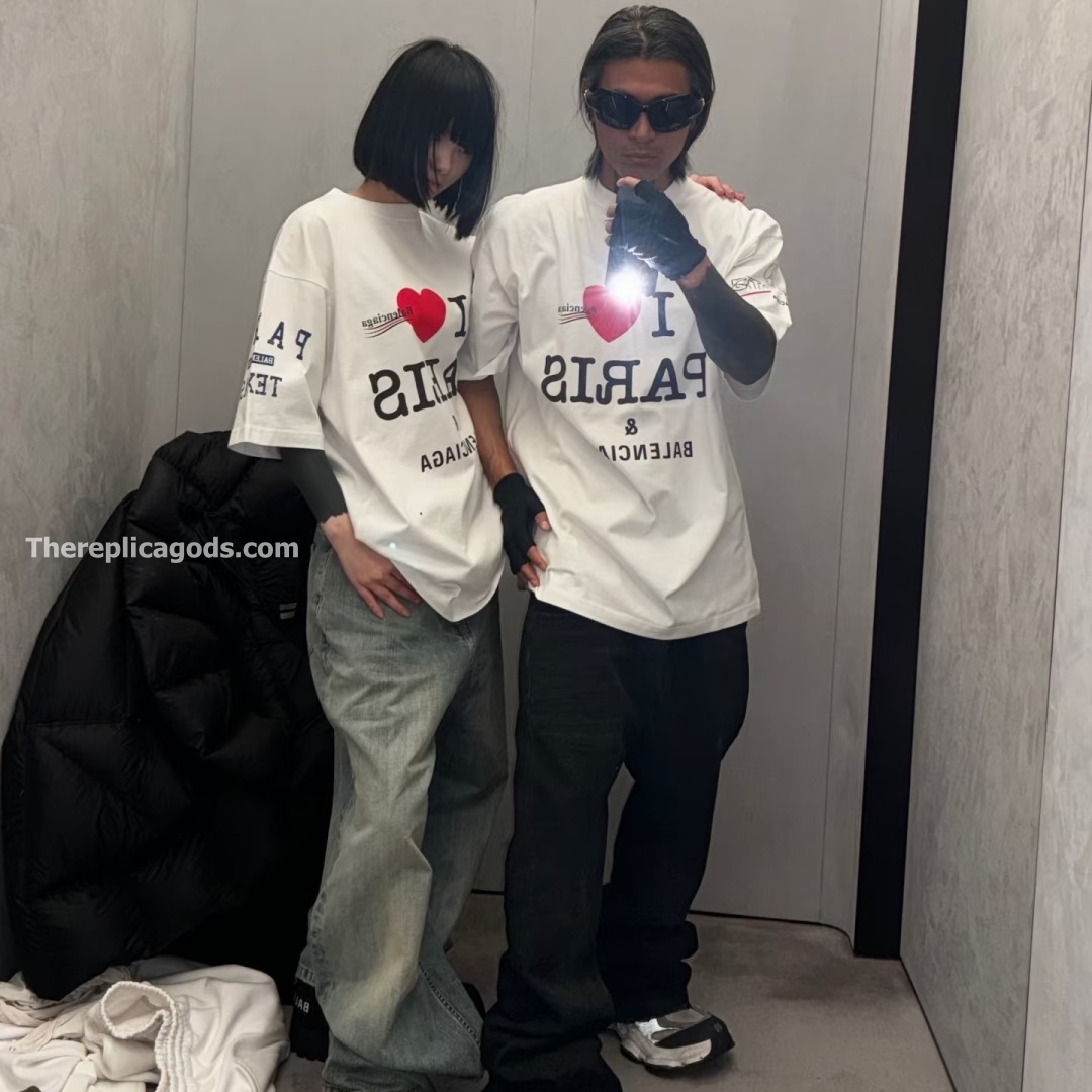 OVERLAYER POLITICAL CAMPAIGN T-SHIRT IN WHITE - TP594