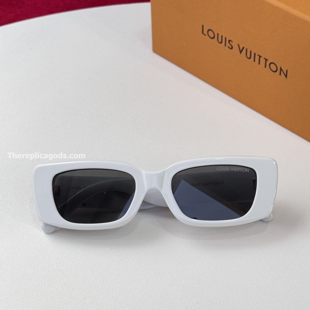 X TM MULTIGRAM CAT EYE SUNGLASSES IN WHITE Z2709W - SG192