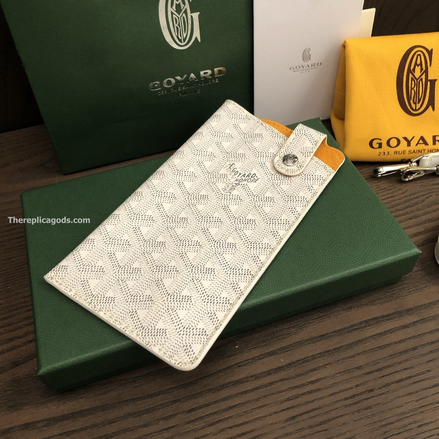MONTMARTRE GM CASE IN WHITE