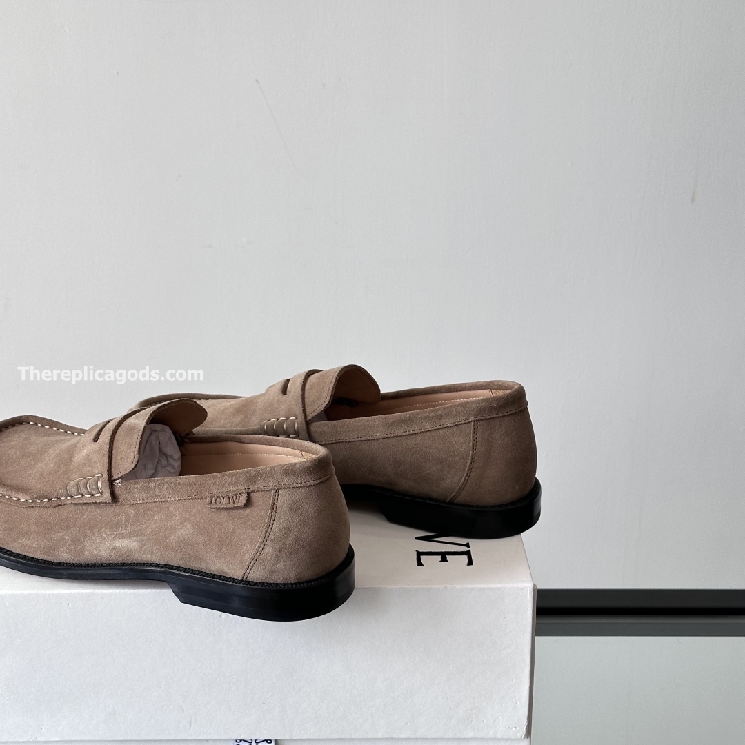 CAMPO BRUSHED-LEATHER LOAFERS