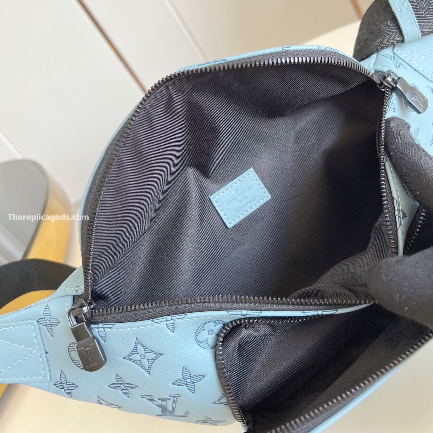 RUSH BUMBAG SKY BLUE MONOGRAM SHADOW M14782