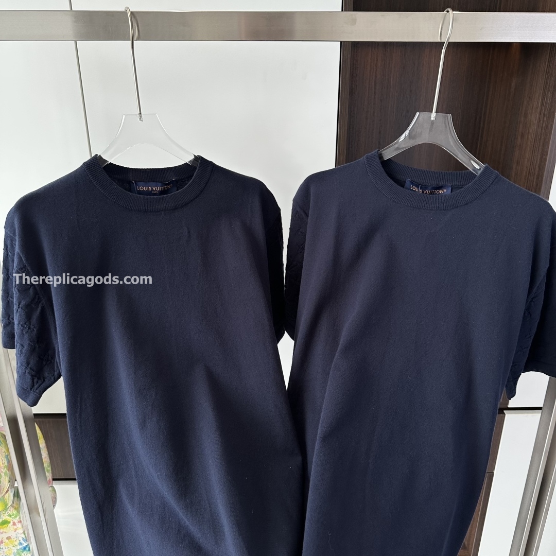 SHORT SLEEVED COTTON CREWNECK IN DEEP BLACK - TP587