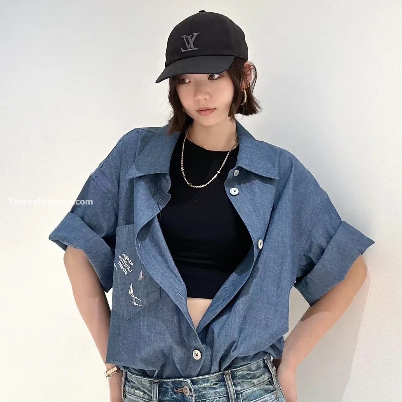 EMBROIDERED CHAMBRAY SHORT-SLEEVED SHIRT - SH355