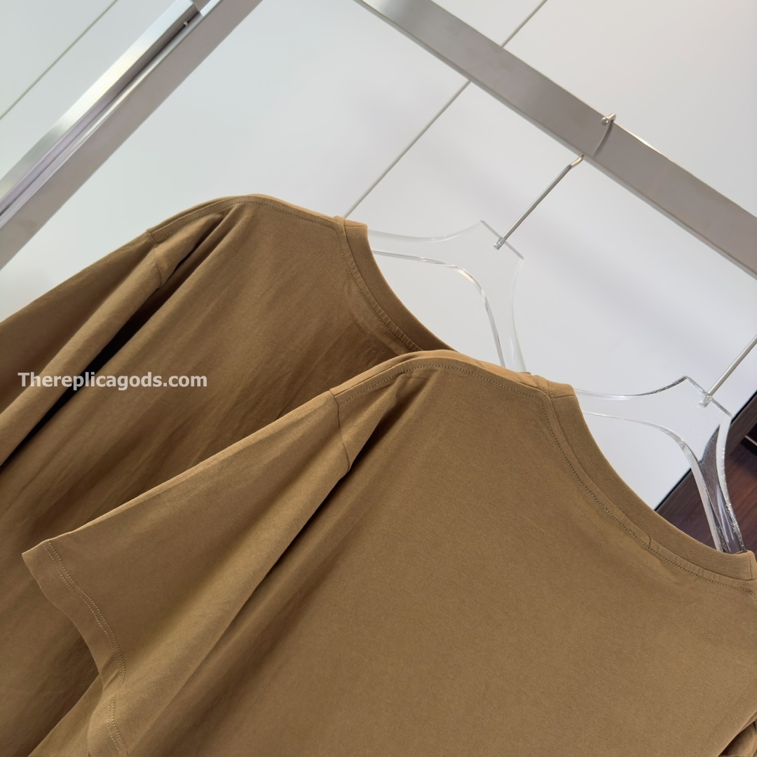 REGULAR FIT T-SHIRT IN COTTON IN CAMEL - TP671
