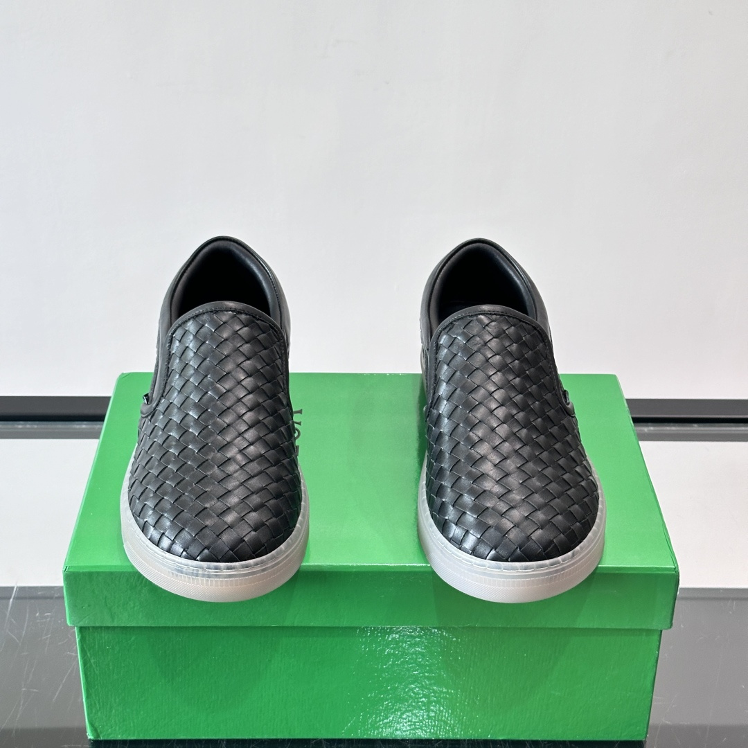 SERENA SNEAKERS IN BLACK - BV31