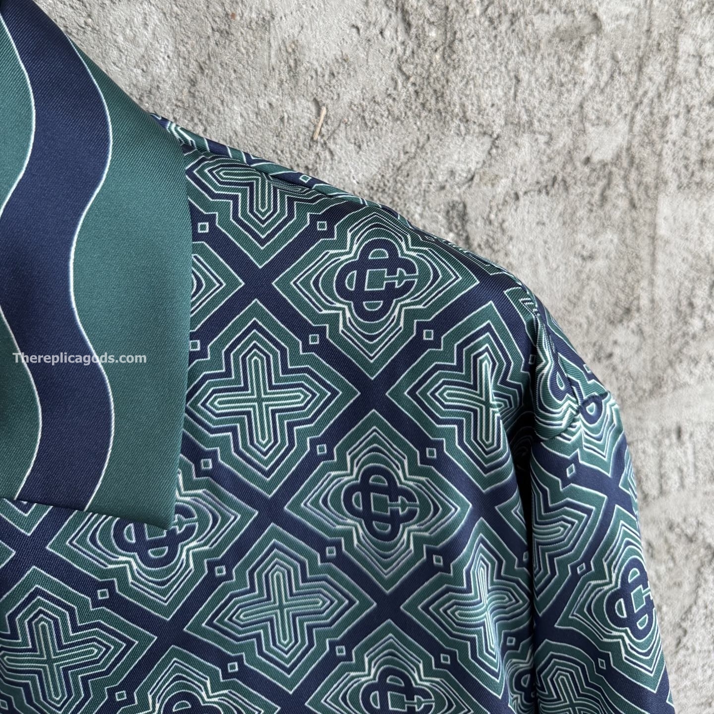DARK GREEN RADIATING MONOGRAM SHORT SLEEVE SILK SHIRT - SH536