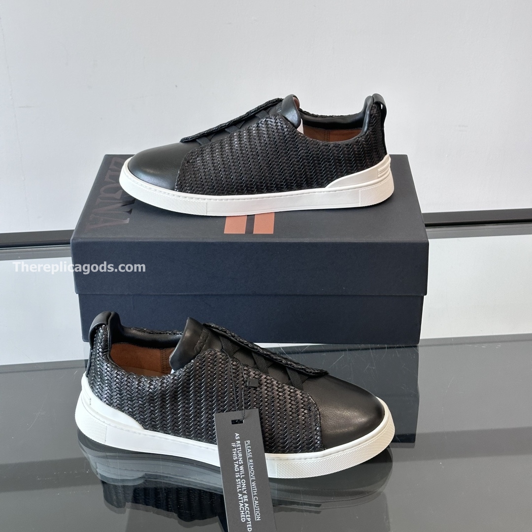 BLACK LEATHER TRIPLE STITCH SNEAKERS