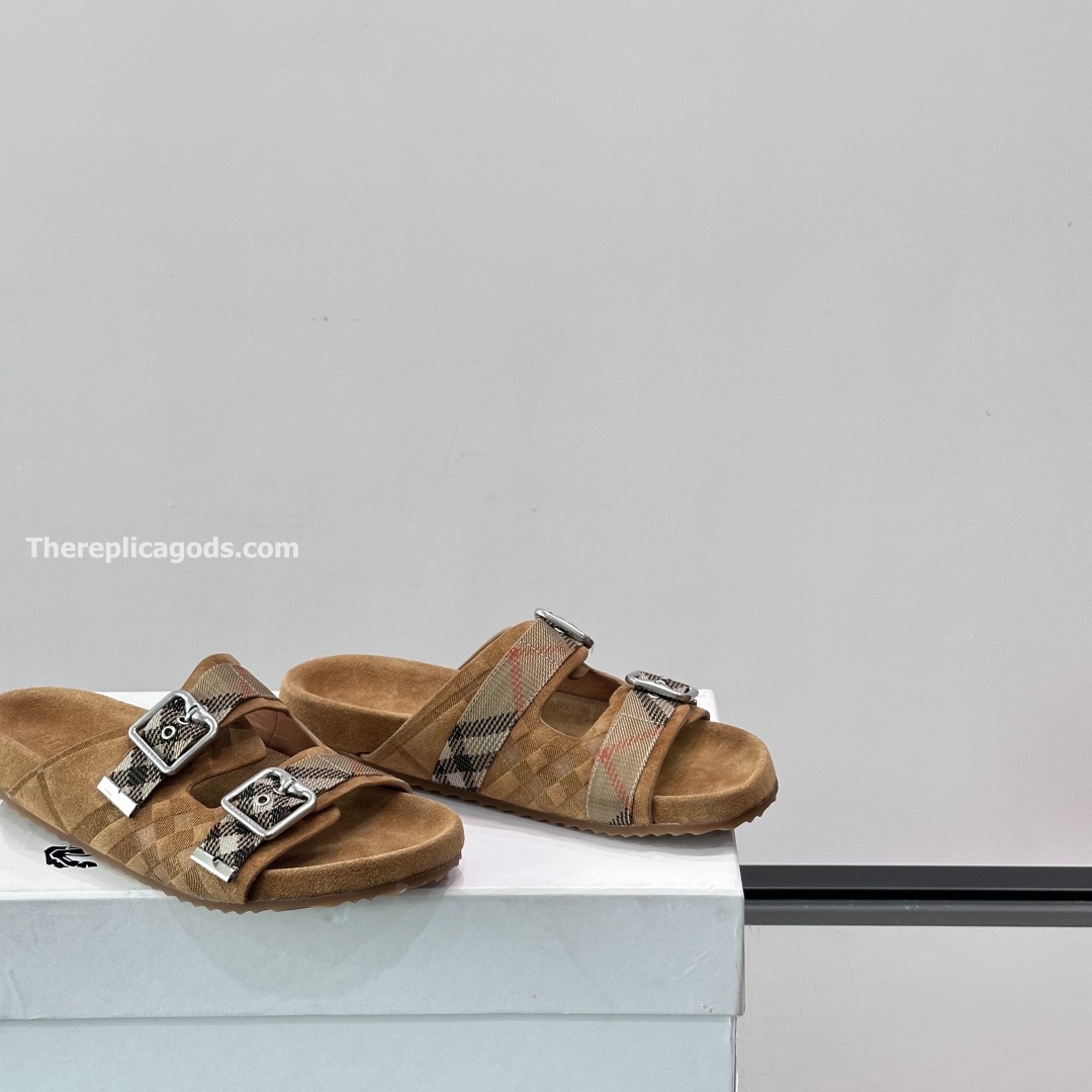 CHECK SUEDE URCHIN SANDALS IN BROWN - BBRS7