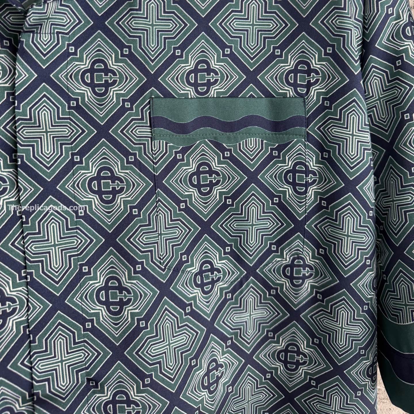 DARK GREEN RADIATING MONOGRAM SHORT SLEEVE SILK SHIRT - SH536