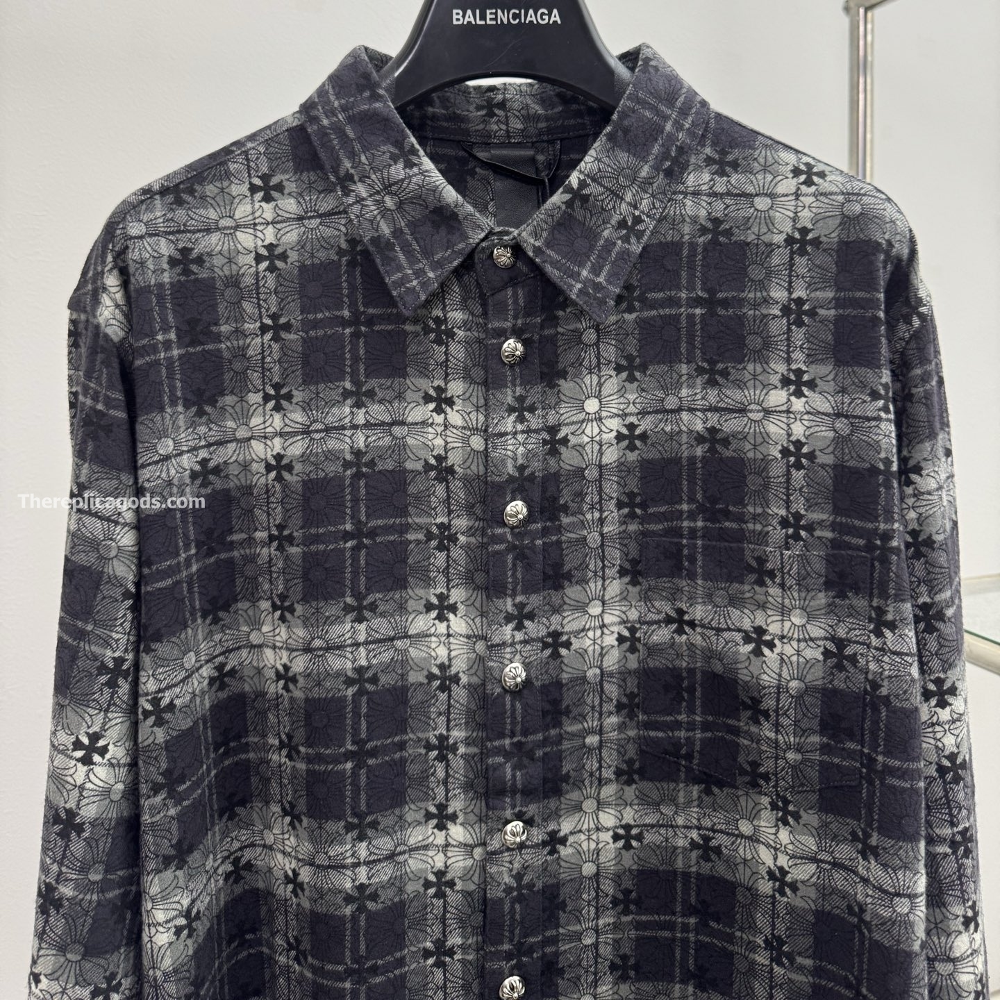 MONOGRAM CROSS PATCH FLANNEL SHIRT - SH535