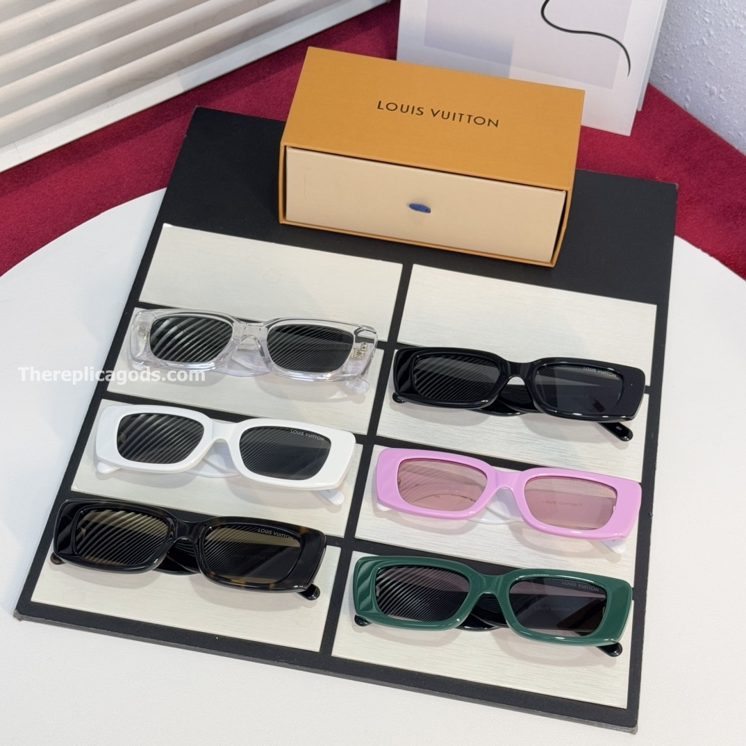 X TM MULTIGRAM CAT EYE SUNGLASSES IN WHITE Z2709W - SG192