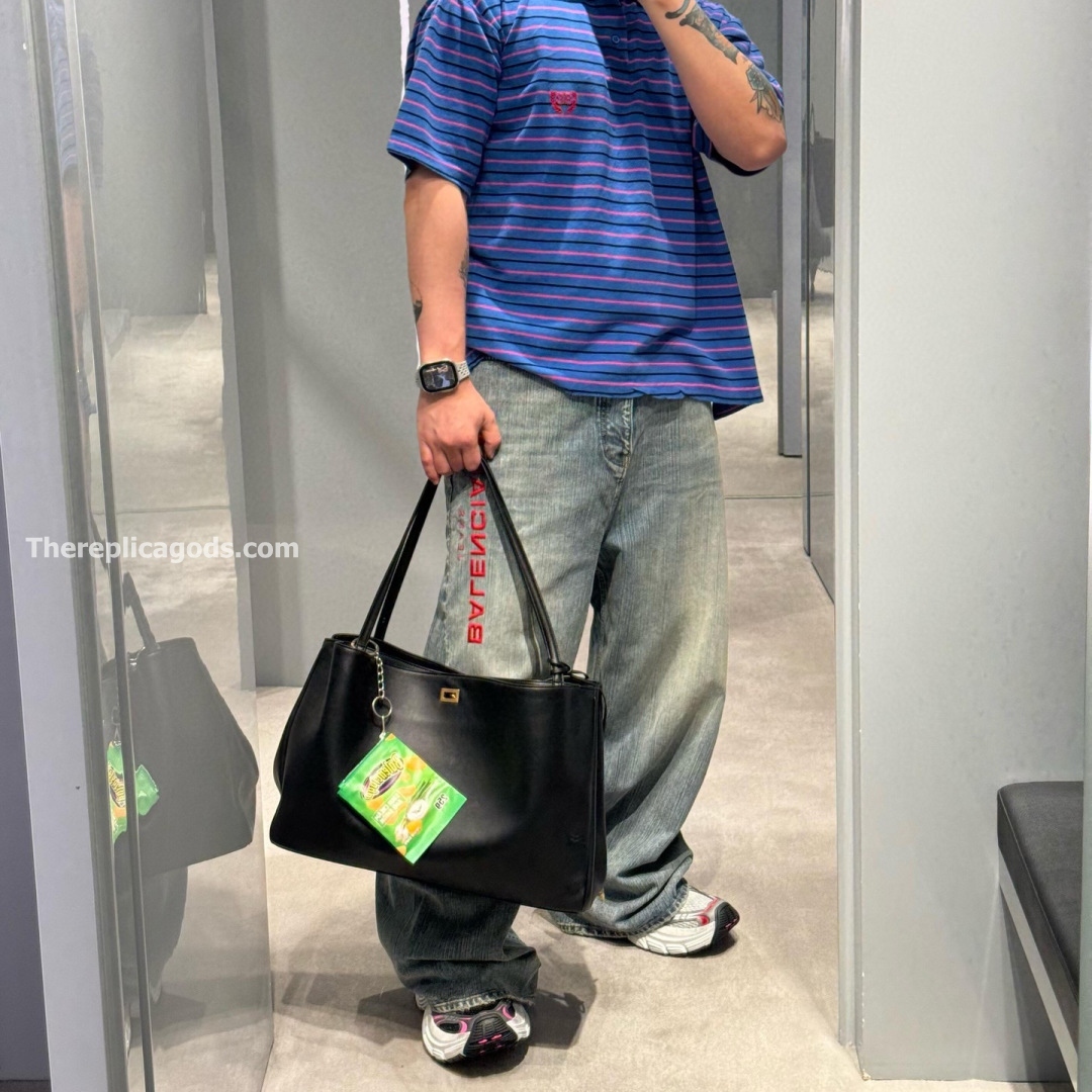 BAGGY PANTS IN STAINED IN LIGHT BLUE - TP598