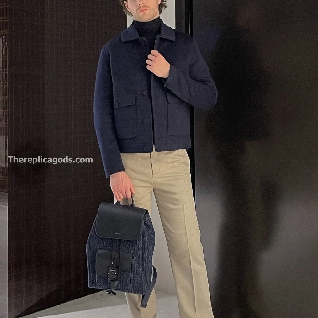 SADDLE BACKPACK WITH FLAP NAVY BLUE GRAINED CALFSKIN