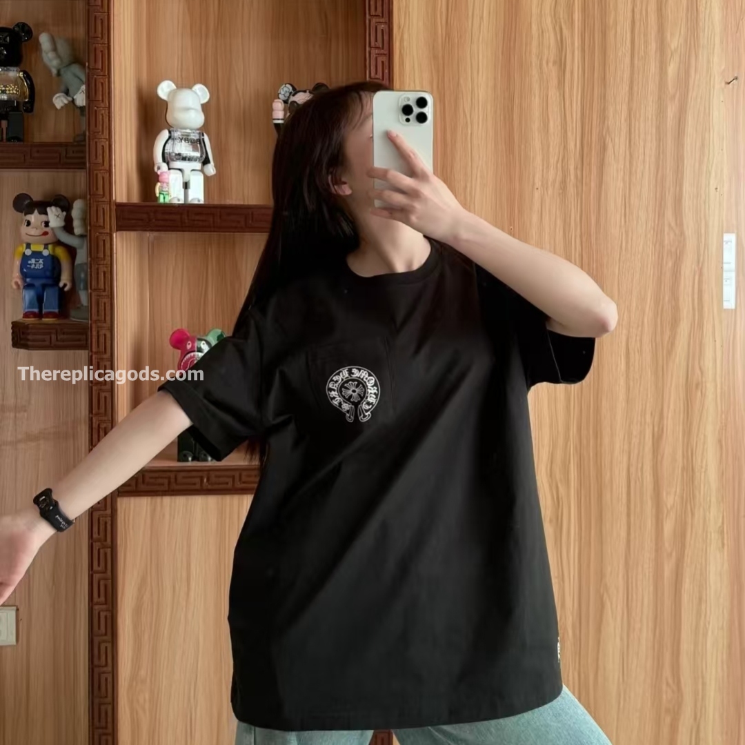 CROSS T-SHIRT IN BLACK - TP591