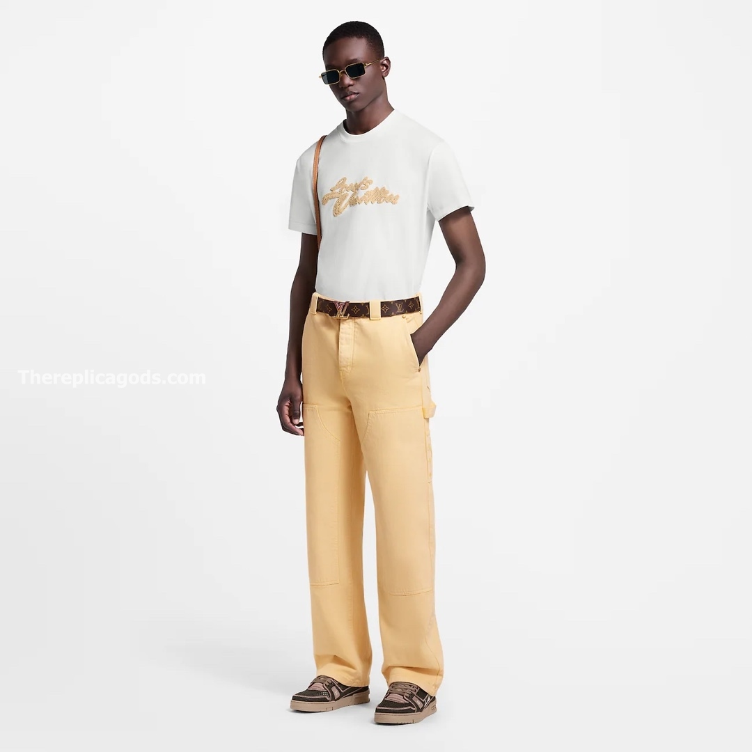 EMBROIDERED SIGNATURE T-SHIRT IN WHITE - TP663