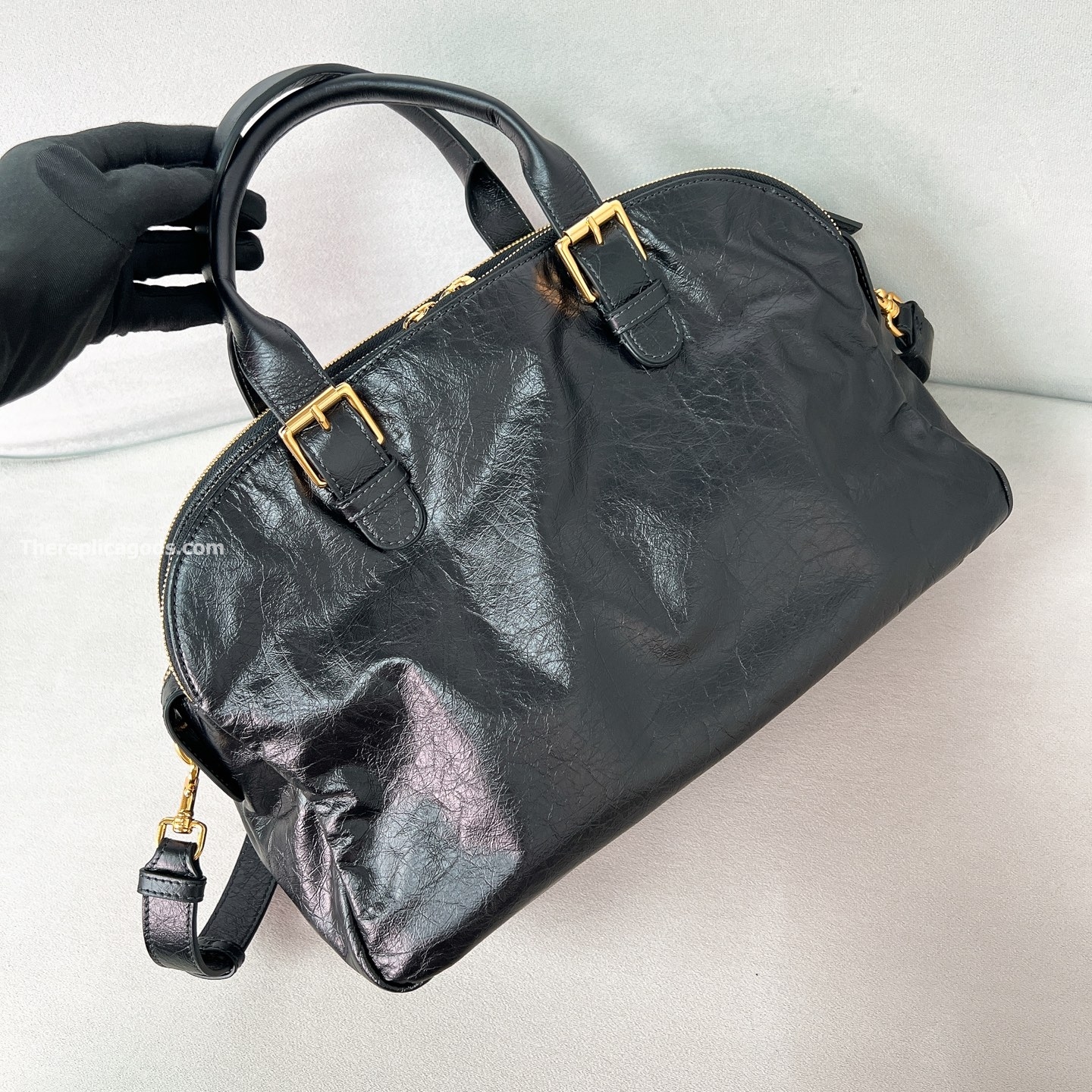 MEDIUM GRAND TOUR BOWLING BAG BLACK CRINKLED CALFSKIN