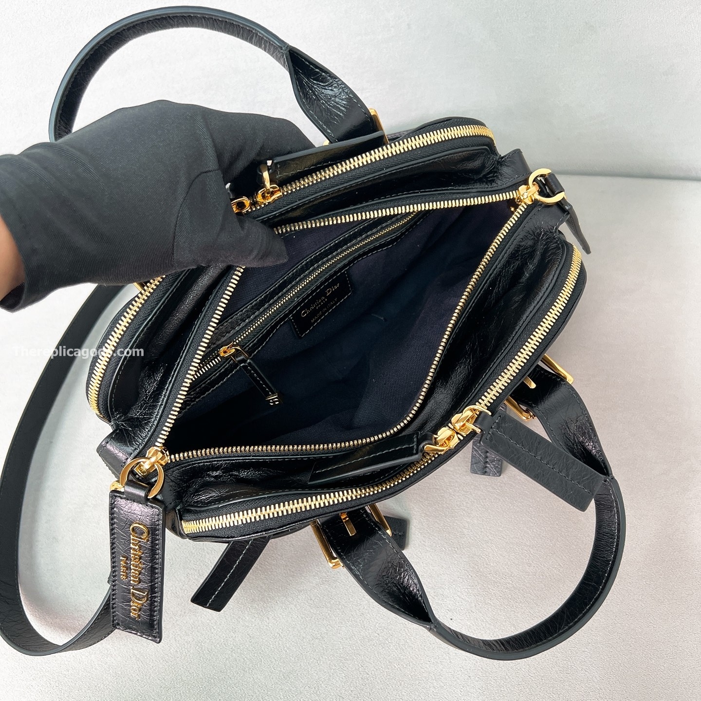 SMALL GRAND TOUR BOWLING BAG BLACK CRINKLED CALFSKIN