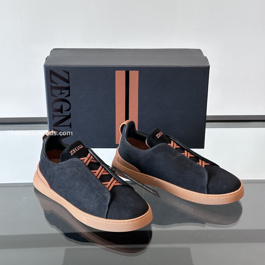 BLACK SUEDE TRIPLE STITCH SNEAKERS