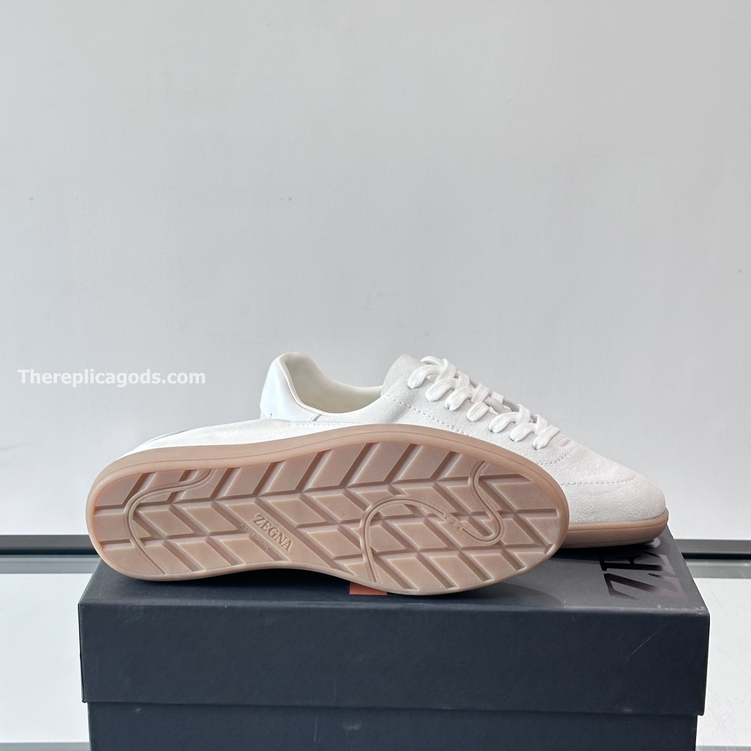 232 SUEDE SNEAKERS IN WHITE, photo 10