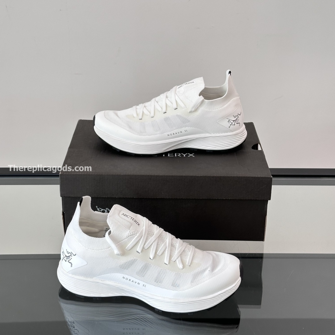 NORVAN SL 3 SNEAKERS IN WHITE