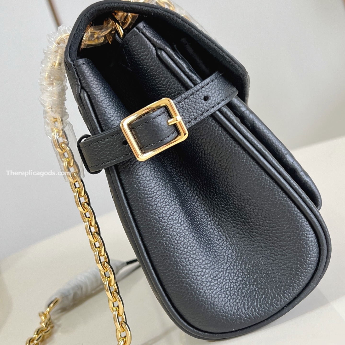 ANYTIME FLAP BAG BLACK COWHIDE LEATHER M14604