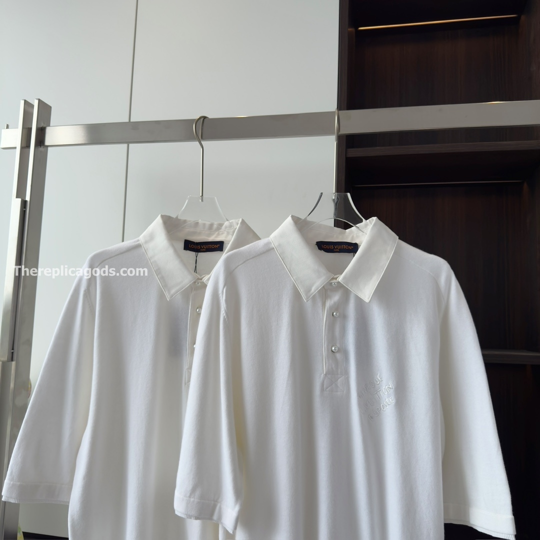 EMBROIDERED SHORT-SLEEVED COTTON BLEND POLO SHIRT IN WHITE - TP607