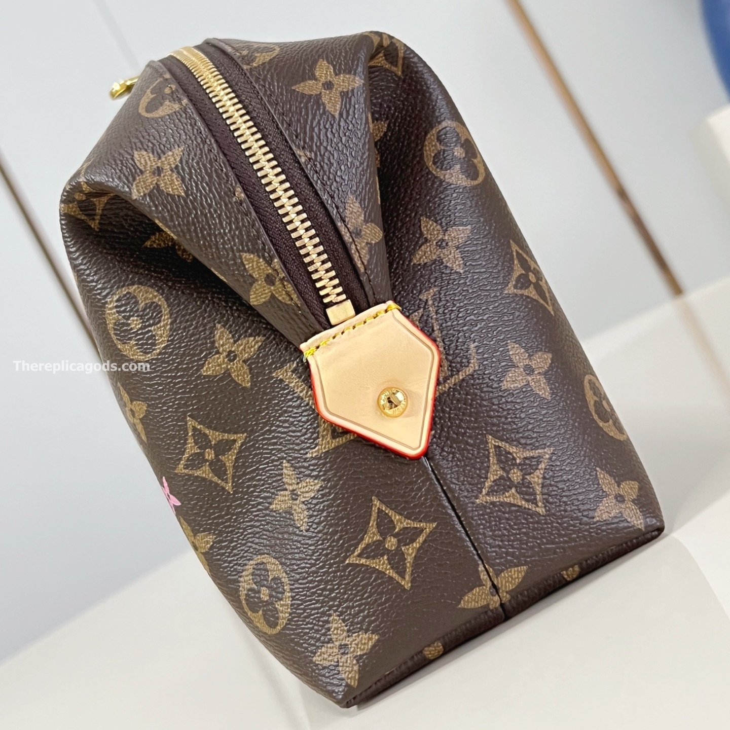 COSMETIC POUCH GM BROWN MONOGRAM CANVAS M14891