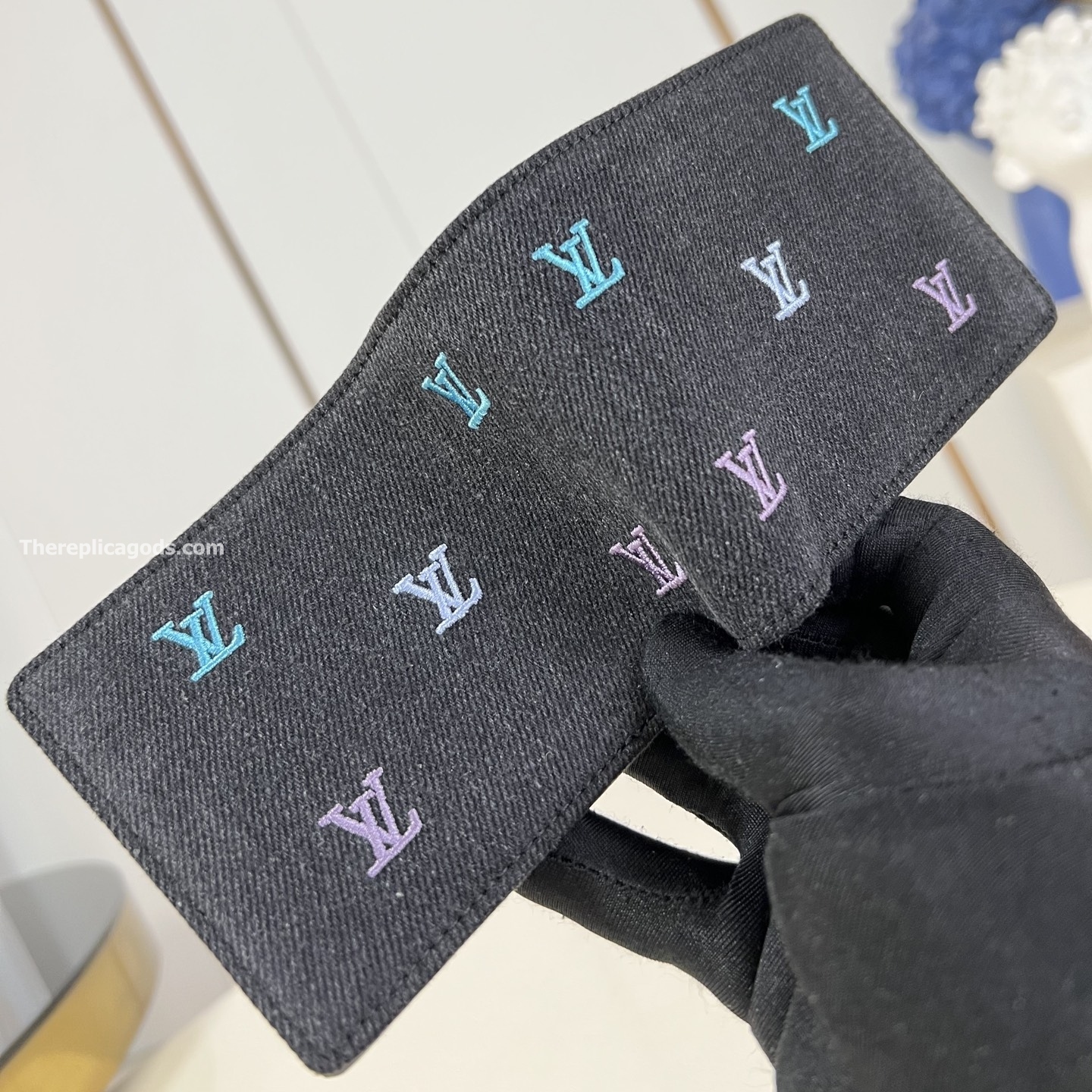 MULTIPLE WALLET GRADIENT BLUE LV BLASON DENIM M13964