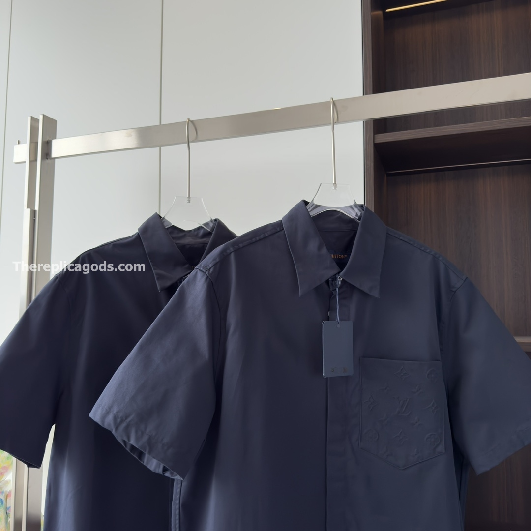 MONOGRAM POCKET SHORT-SLEEVED SHIRT IN BLUE - SH360