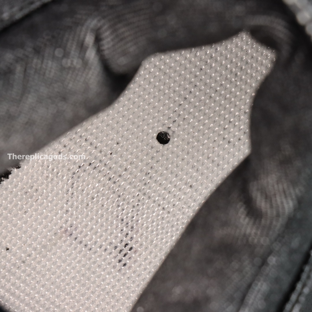JORDAN 4 RETRO X LEVI'S BLACK DENIM SNEAKERS