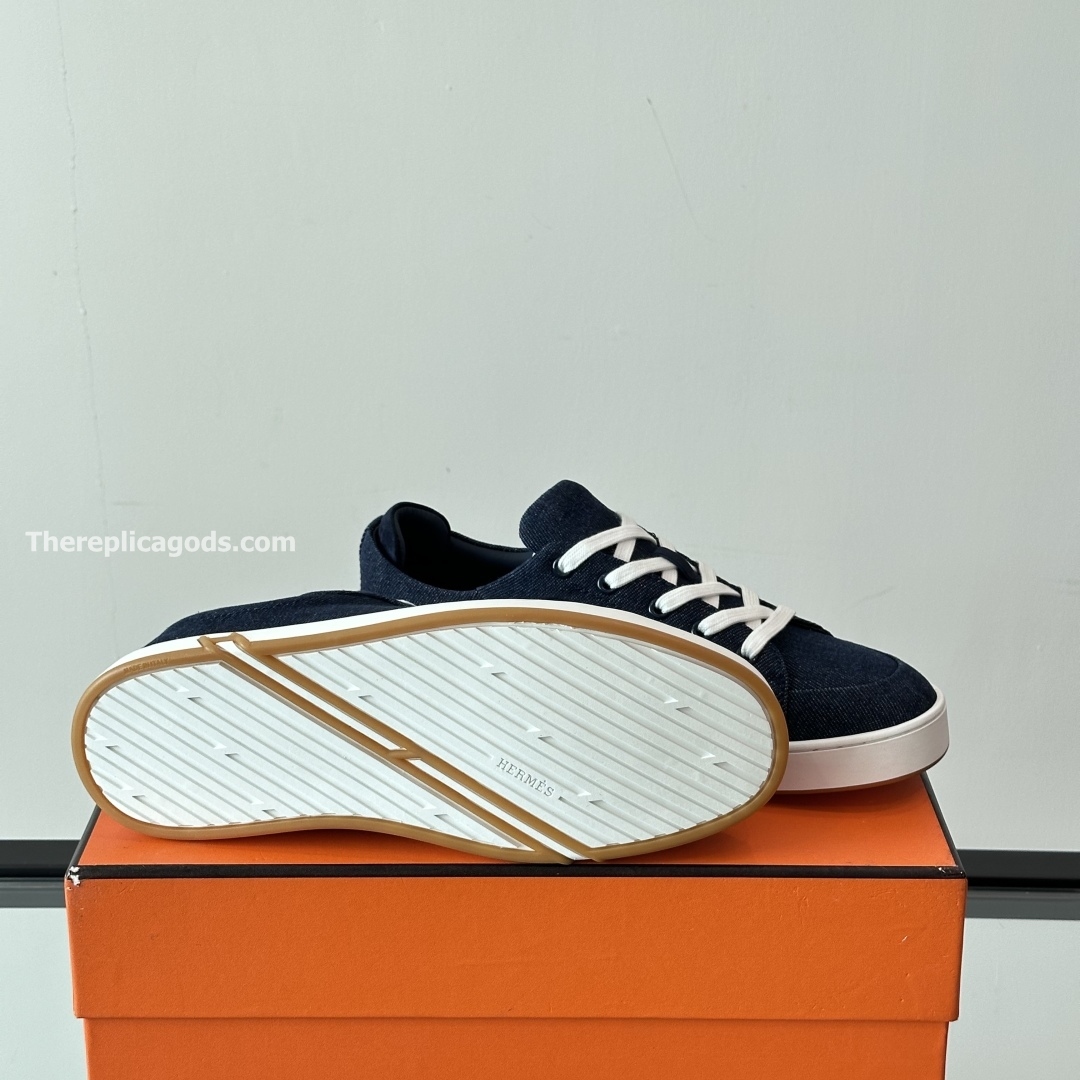 KID SNEAKERS IN BLUE - H273