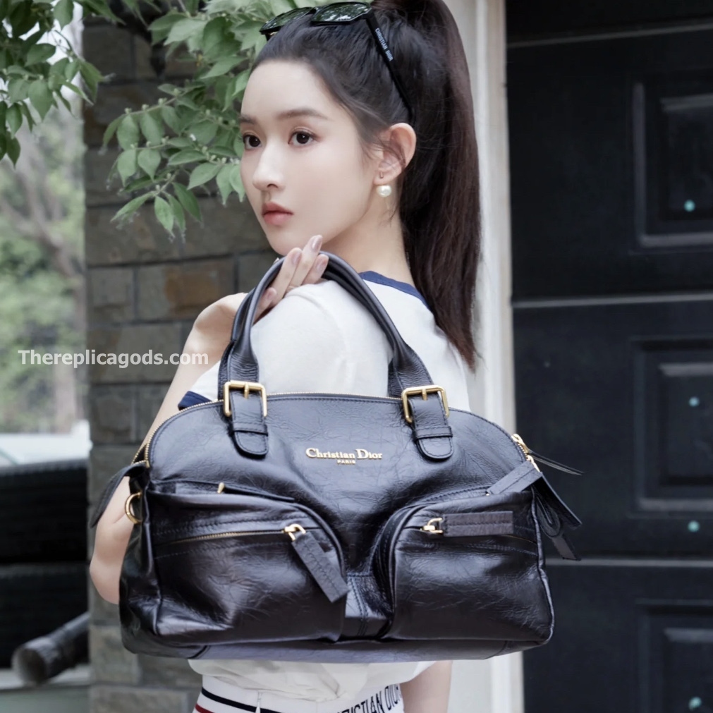 MEDIUM GRAND TOUR BOWLING BAG BLACK CRINKLED CALFSKIN