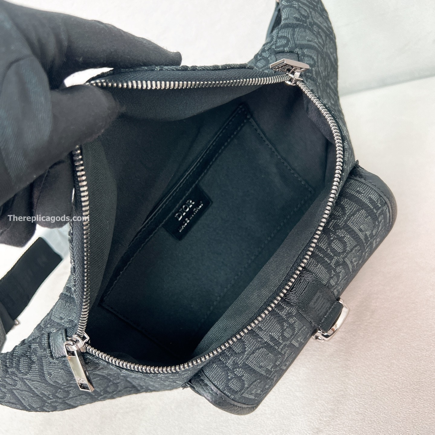 8 BELT BAG BLACK OBLIQUE JACQUARD