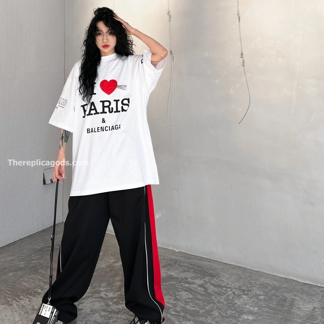 OVERLAYER POLITICAL CAMPAIGN T-SHIRT IN WHITE - TP594