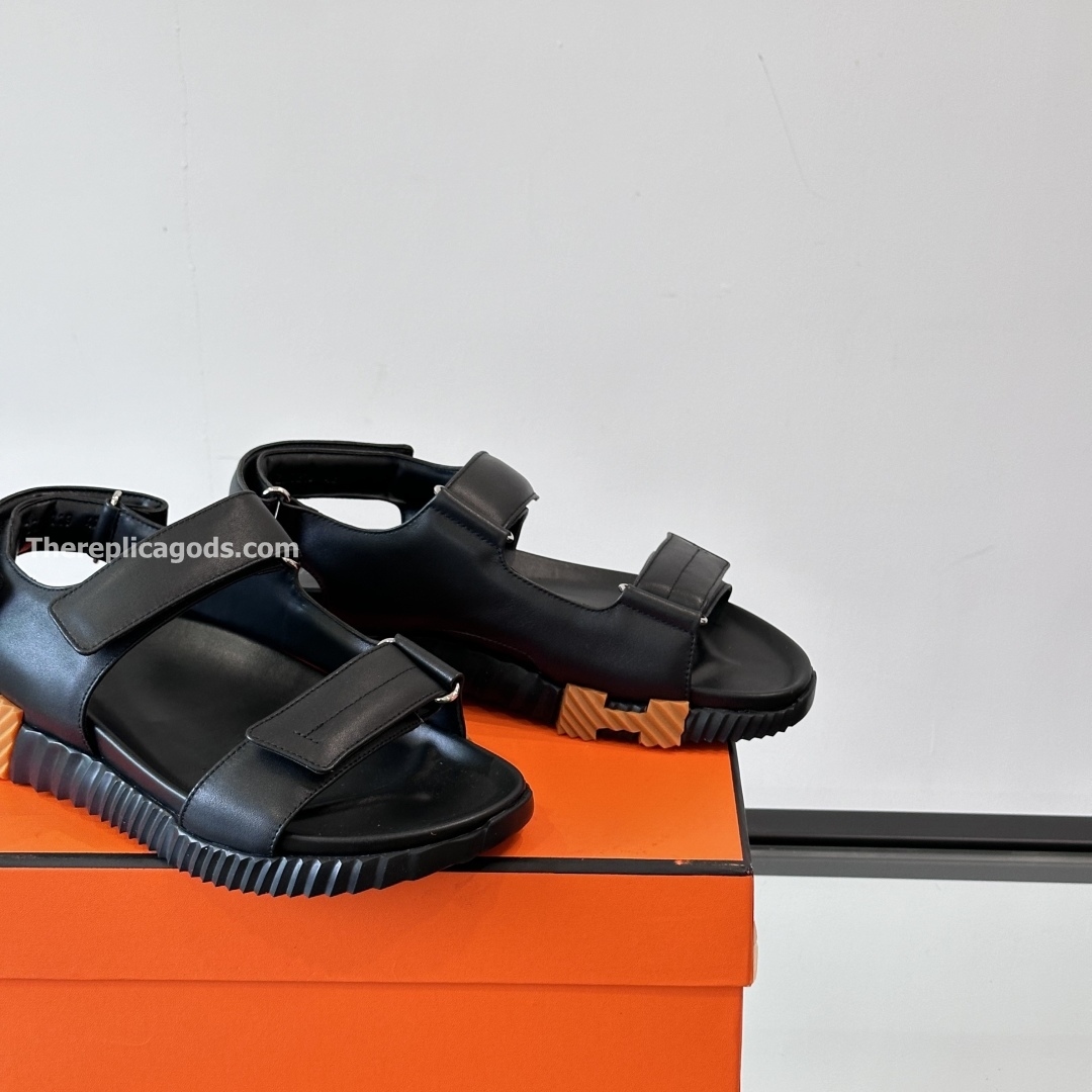JUNIOR SANDALS IN BLACK - HS110
