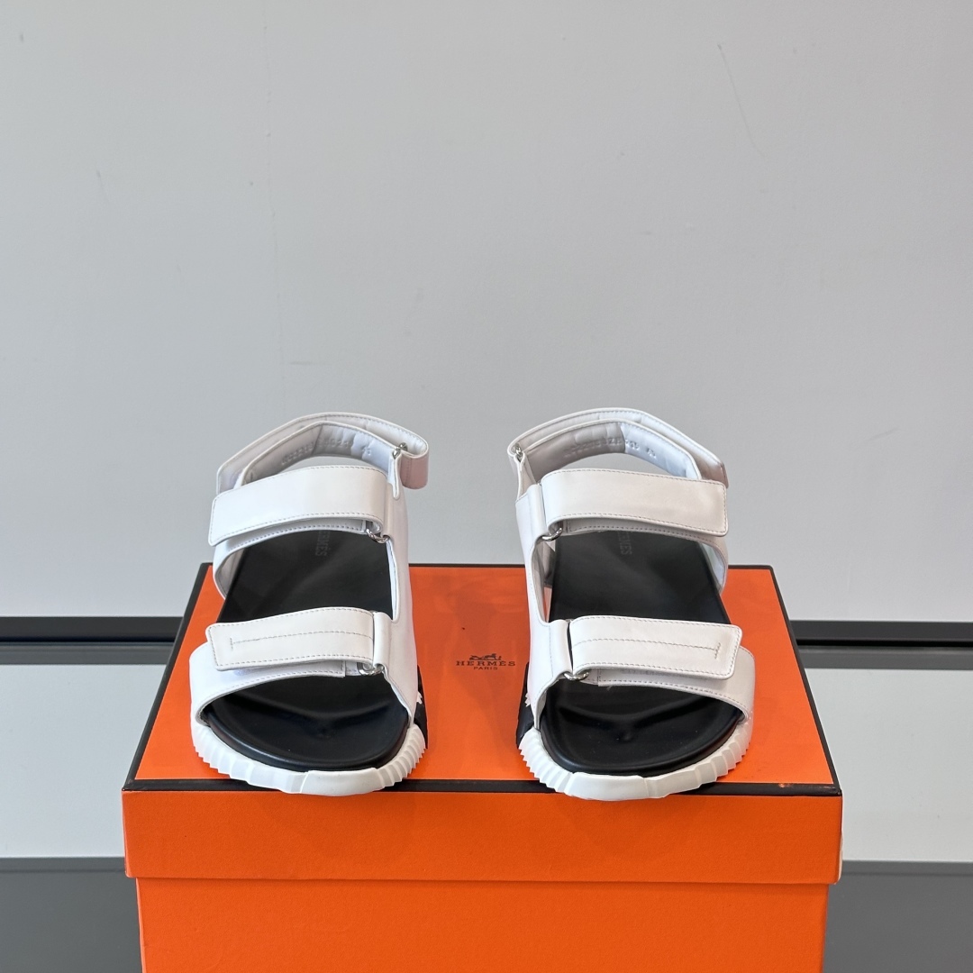 JUNIOR SANDALS IN WHITE - HS111
